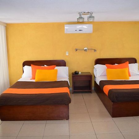 Hotel Santa Lucia Del Bosque San Luis Potosi Exterior photo
